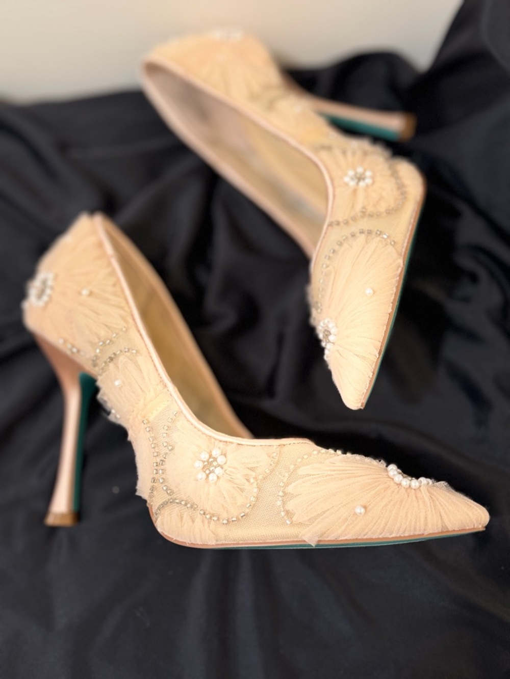 Betsey Johnson Nude Beaded Tulle Pointed Pump with Teal Heel - Picture 5 of 11